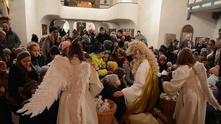 Adventsmarkt in Diebach. Elisabeth Assmann