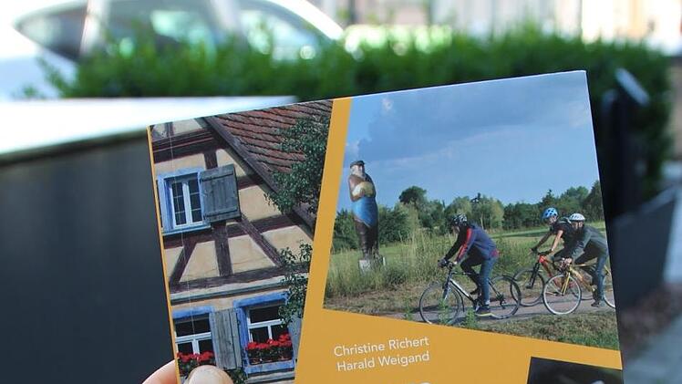 Die Autoren Harald Weigand und Christine Richert sind froh, dass sie ihre Idee tats&auml;chlich realisieren konnten. Foto: Mirjam Stumpf