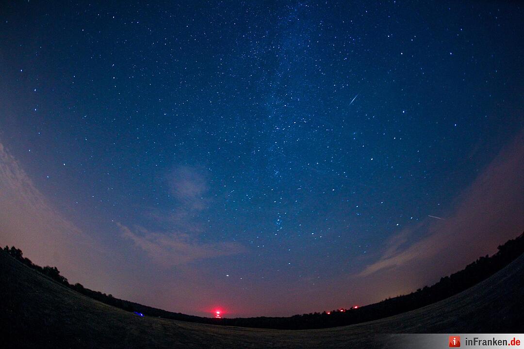 Sternschnuppen-Regen ueber Franken