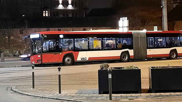 Nürnberg Bus VAG ÖPNV Nacht Symbol