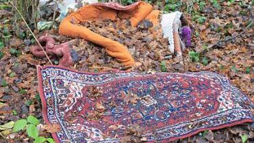 An versteckten Stellen wird Müll häufiger entsorgt. Fotos: Heike Beudert