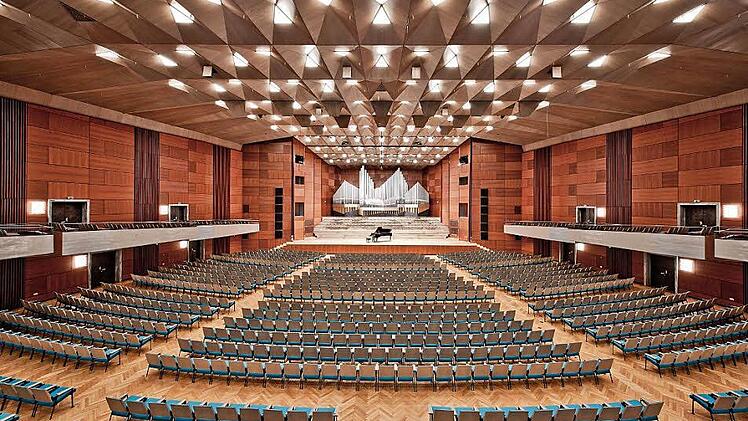 Die Zukunft der Nürnberger Meistersingerhalle ist nach den Plänen Söders offener denn je.  Fotos: Stadt Nürnberg