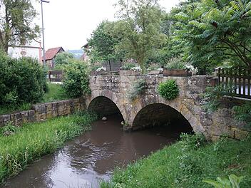 Die  Krechenbachbrücke in Eckarts soll saniert werden.