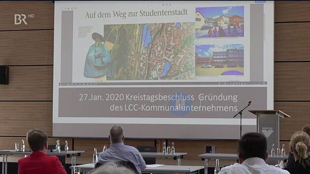 Der Bayerische Rundfunk berichtete aus Kronach über die entstehende Studentenstadt. Screenshot: Bayerischer Rundfunk