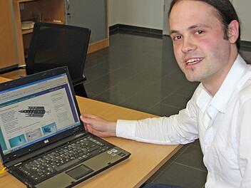 So könnte sie einmal aussehen, die "tubulAir+-Batterie": An der röhrenförmige Membran im Inneren arbeitet ein Experten-Team unter Leitung von Simon Fischer im Eyrichshöfer Uniwell-Werk. Foto: Ralf Kestel