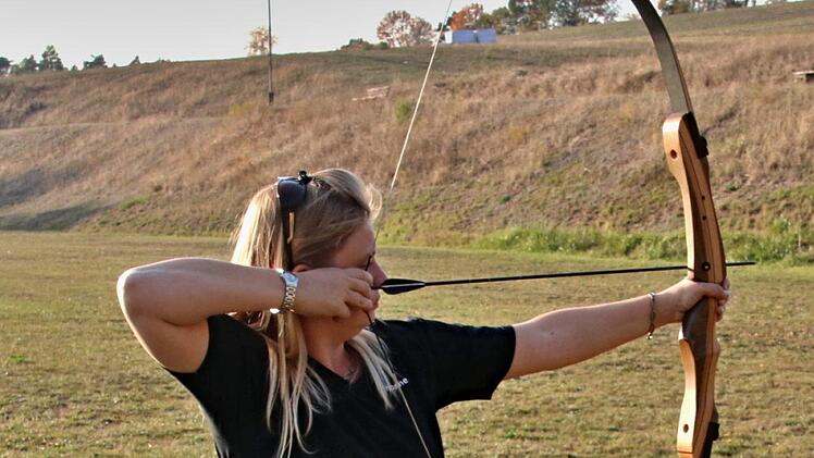 Yvonne Leidner will den Bogenschießsport in Bischwind als Vorsitzende des Vereins weiter voranbringen. Helmut Will