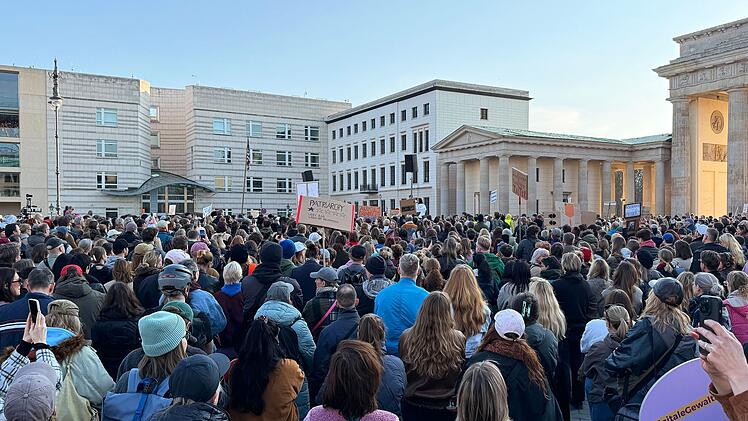 Demonstration gegen sexualisierte digitale Gewalt