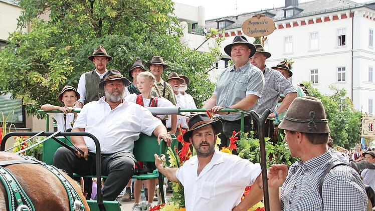 Die Jäger aus Bad Kissingen beim Zug.