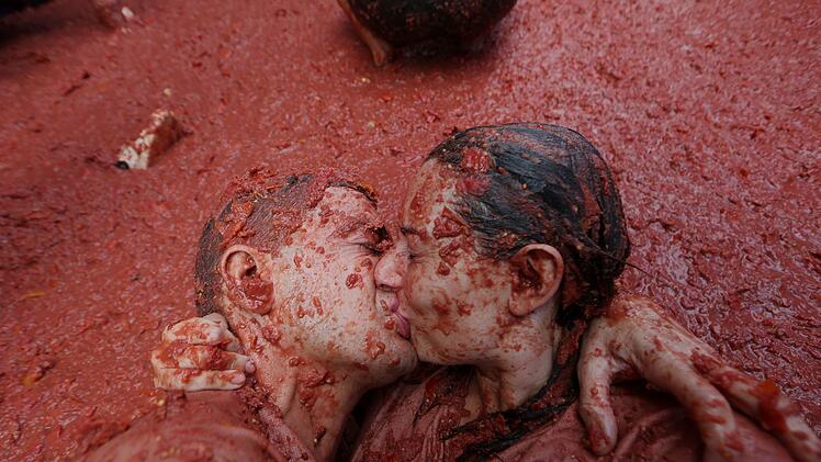 «La Tomatina» - Tomatenschlacht in Spanien