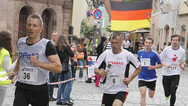 Impressionen vom Altstadt-Firmenlauf Foto: Sonny Adam