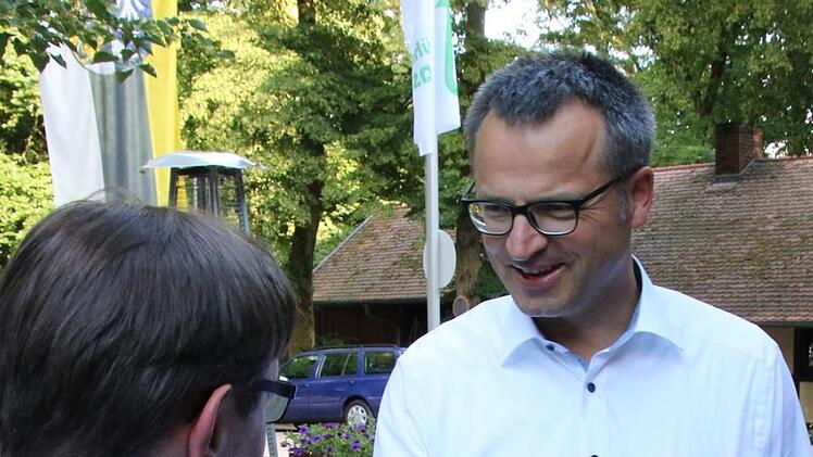 Begrüßung der Gäste. Foto: Jürgen Gärtner