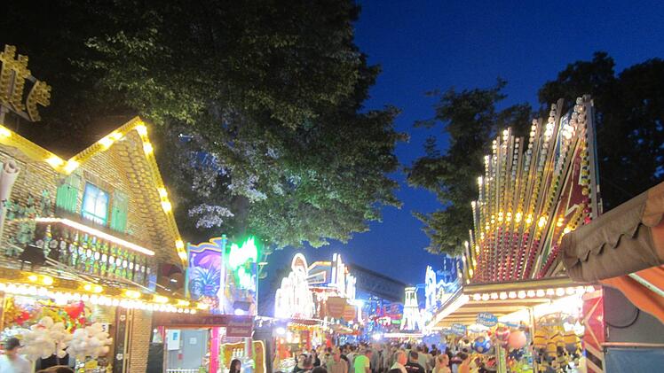 Das Lichtenfelser Schützenfest ist alljährlich ein Besuchermagnet - in diesem Jahr muss es wegen der Coronakrise jedoch abgesagt werden. Foto: Matthias Einwag