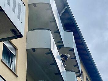 Angebranntes Essen sorgt für Feuerwehreinsatz in Bamberg - doch nur ein Hund war daheim