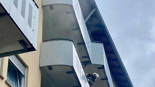 Angebranntes Essen sorgt für Feuerwehreinsatz in Bamberg - doch nur ein Hund war daheim