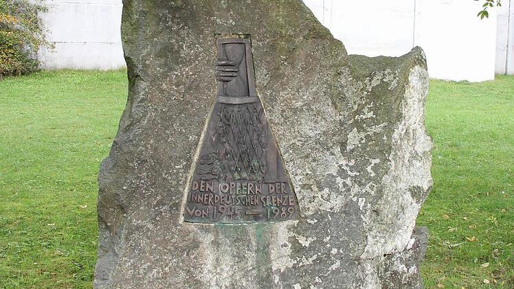 Gedenkstein für die Opfer Foto: Friedwald Schedel