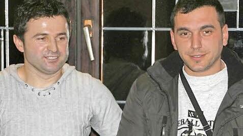Zwei der neuen "Pautzfelder", die im Gasthof Schneider eine Unterkunft bekamen: Smajl Kolb-Shega (l.) und Fadil Avdyli, beide aus dem Kosovo