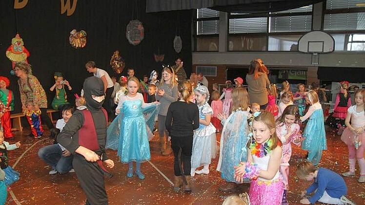 Erster Höhepunkt und Besuchermagnet: der Kinderfasching. Foto: Frank Haug
