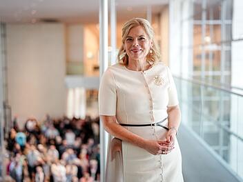 Das neue deutsche Traumpaar? Julia Klöckner und Kult-Moderator sind zusammen
