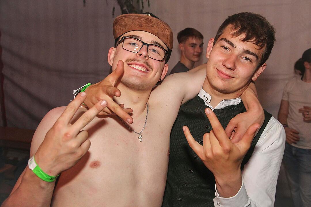 Party mit den DORFROCKERN Party mit den DORFROCKERN