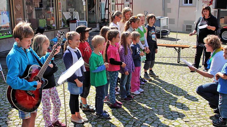 Kinderfest auf dem Anger.Foto: Dieter Britz