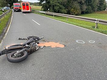 Bei Kasendorf von Straße abgekommen: jugendlicher Mopedfahrer verletzt