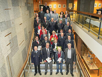 Ehrenamtliche Helfer in Bayreuth für jahrzehntelangen Einsatz geehrt Ehrenamtliche Helfer in Bayreuth für jahrzehntelangen Einsatz geehrt