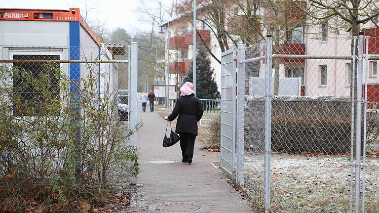Einblicke vom Gelände der Aufnahmeeinrichtung. Foto: Harald Rieger