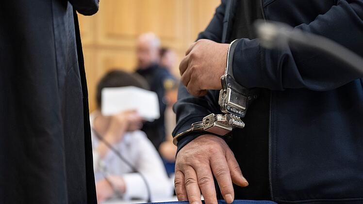 Auftakt im Prozess um F&uuml;hrerscheinbetrug