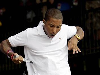 Mit seinem Gute-Laune-Song "Happy" landete Pharrell Williams einen absoluten Top-Hit.  Foto: EPA/JONATHAN BRADY UK & IRELAND OUT dpa