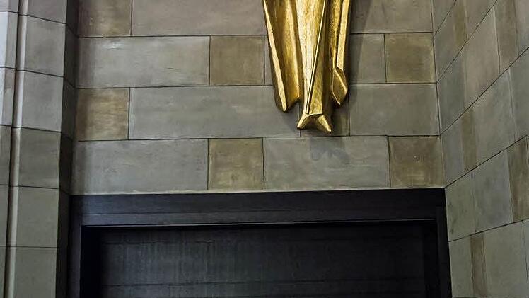 Impressionen aus der Pfarrkirche St. Augustin kurz vor dem Abschluss der Generalsanierung.Foto. Jochen Berger