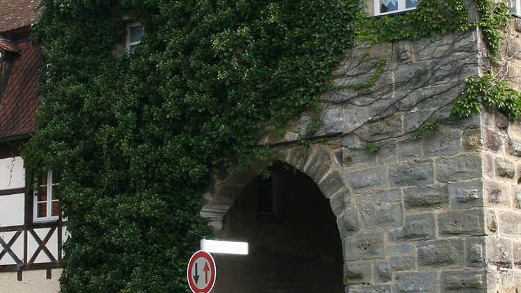 Auch am Erleinhofer Tor  soll die Fassade über die                                                      Städtebauförderung saniert werden.Foto: fra-press