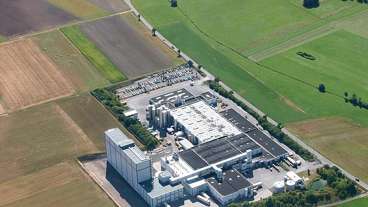 Die Milchwerke im Meederer Ortsteil Wiesenfeld Foto: Milchwerke Oberfranken West eG