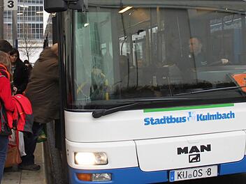 Für den Kulmbacher Stadtbusverkehr soll ab Beginn des neuen Schuljahres im September ein neuer Fahrplan gelten. Foto: Alexander Hartmann
