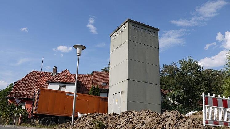 Am Donnerstag liefen schon Bauarbeiten  im Bereich des Eggenbacher Transformatorenhauses.