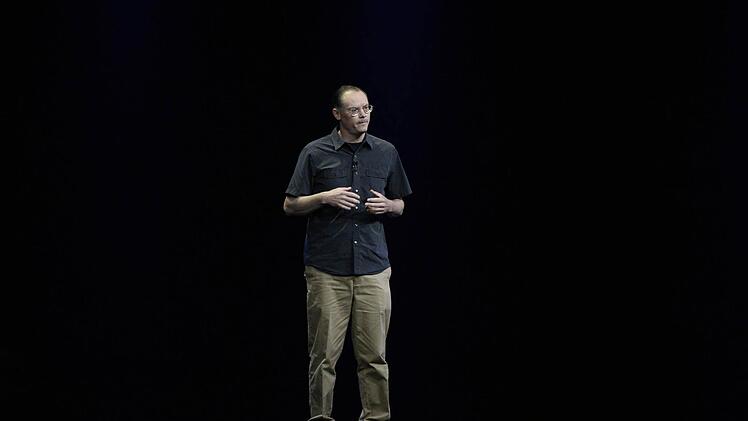 Tim Sweeney, Chef von Epic Games, spricht über Apps. Foto: John G. Mabanglo/dpa