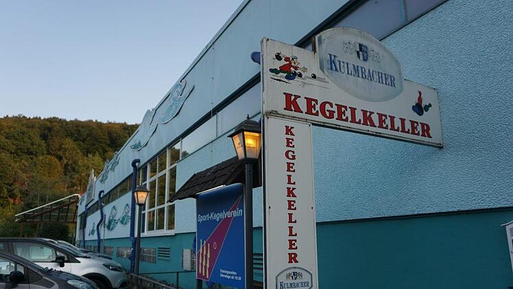 Aufgrund der anstehenden Sanierung müssen die Kegler ihre Räume in der Therme Sinnflut in  absehbarer Zeit aufgeben. Die Suche nach einem neuen Domizil treibe  sie schon seit Jahren um  - bislang ergebnislos. Nun soll Bewegung in die  Sache kommen. Foto: Marion Eckert