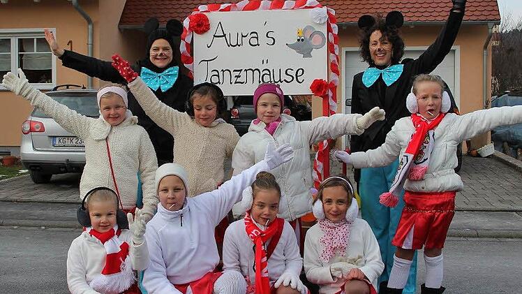 Faschingszug Aura Foto: Sabina Weinand