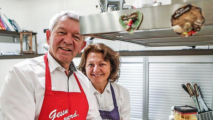 Seit ihrer Jugendzeit ein Paar: Hans Kalb und seine Frau Monika.  Foto: Barbara Herbst