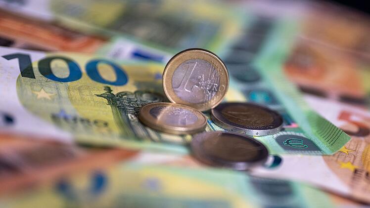 Bargeld - Mittlerer Bruttoverdienst