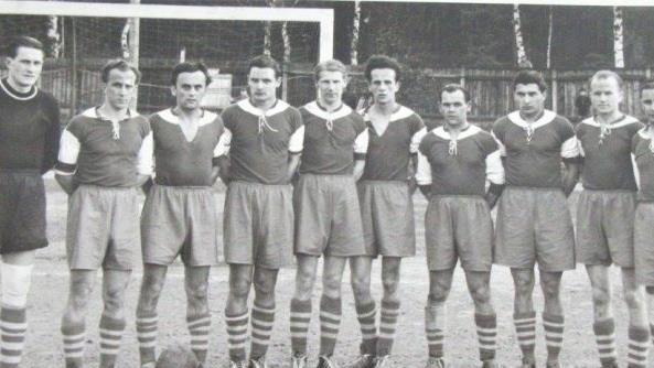 Zur erfolgreichen Neustadter Mannschaft von 1950 - ein auf allen Posten gut aufgestelltes Team - zählten folgende Spieler: Mißlbeck, Ender, Schneider, Dalles, Scheler, Wittig, Baumgardten, Winter, Leinberger, Koch, Waska, Knoch, Herold und Bätz.