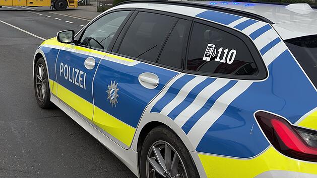 Schweinfurt: Unbekannter schl&auml;gt Radler zu Boden - Zeugenaufruf
