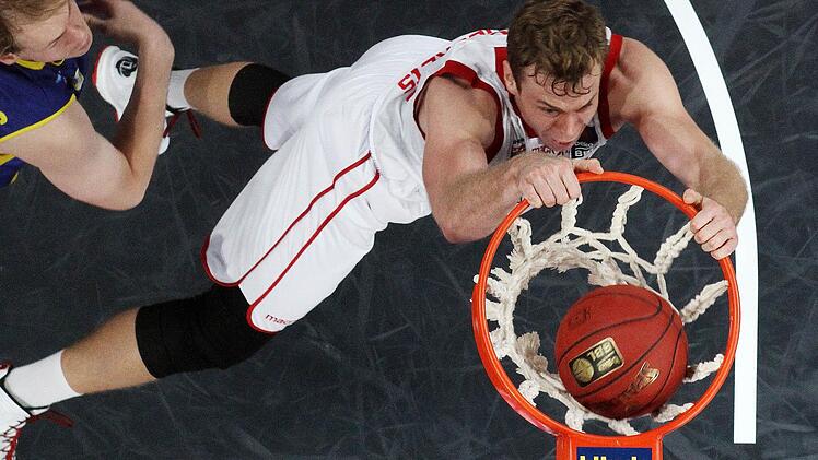 Gro&szlig;e Ehre f&uuml;r die Brose Baskets und Nicolo Melli. Der italienische Nationalspieler wurde von der Euroleague zum besten Spieler des Monats November ausgezeichnet. Auf ihn wird es am Donnerstag gegen Moskau auch ankommen. Foto: Daniel L&ouml;b