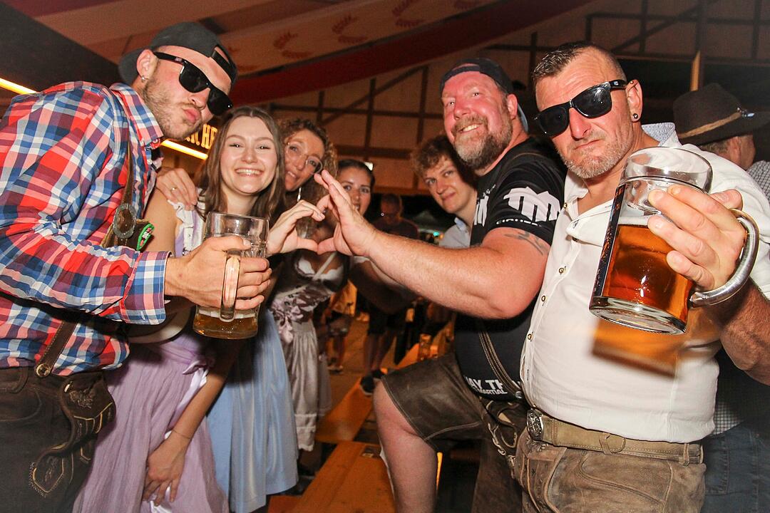 Frontal Party Pur feierte ihre Premiere bei der Bierwoche.