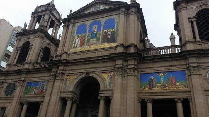 Die Kirche ist, wie so oft in Brasilien, die Attraktion der Stadt.  Fotos: Frank Ortloff