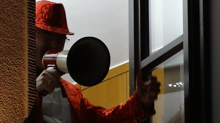 B&uuml;rgermeister Harald Hofmann wehrt sich wortgewaltig. Foto: Pierre Strecker