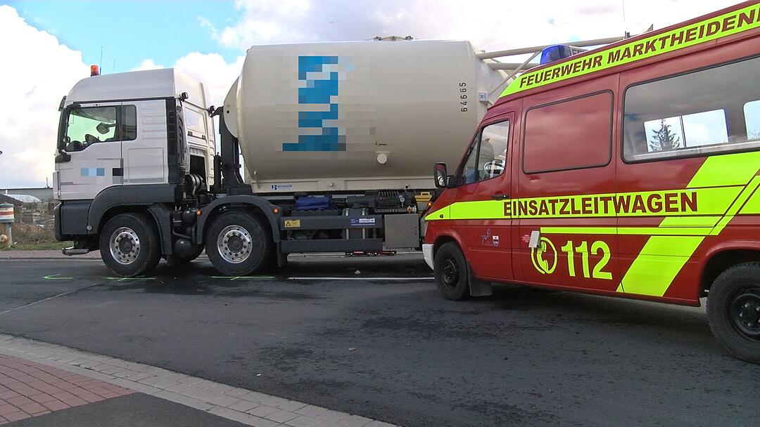 Fahrradfahrerin in Unterfranken von Lkw erfasst