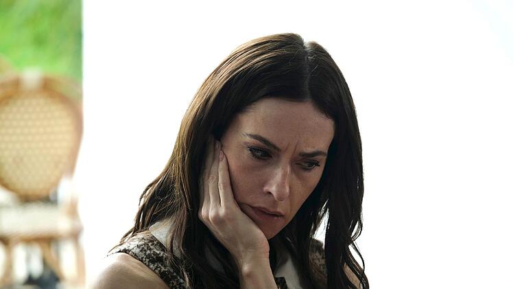 Studie &uuml;ber das Verschwinden eines Promis: Pony (Kim Riedle) kam nur schwer damit klar, dass sich irgendwann immer weniger Menschen f&uuml;r sie interessierten.