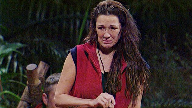 Simone Ballack hat ein Problem mit Gil: "In mir brodelt es auch. Wenn ich jetzt sehe, dass du pl&ouml;tzlich zwei bis drei Tage vor dem Finale so lustig bist ... F&uuml;r mich bist du zu gut drauf."