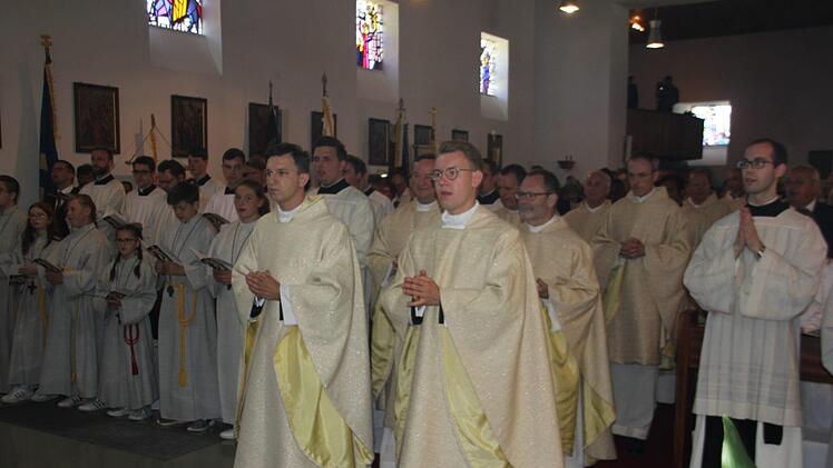 Szene aus der Kirche. Foto: Veronika Schadeck