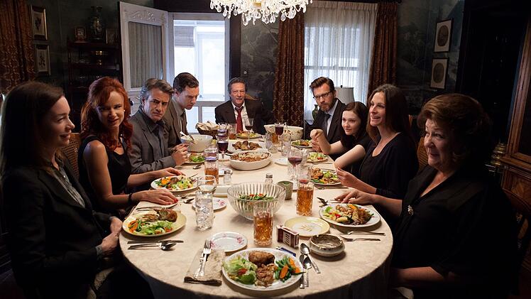 Im Drama "Im August in Osage County" war Abigail Breslin (dritte von rechst) Teil eines hochkar&auml;tigen Darsteller-Ensembles.